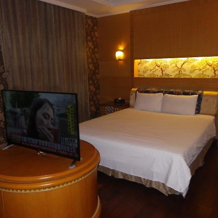 Sunflower Motel Hsinchu City Exterior photo