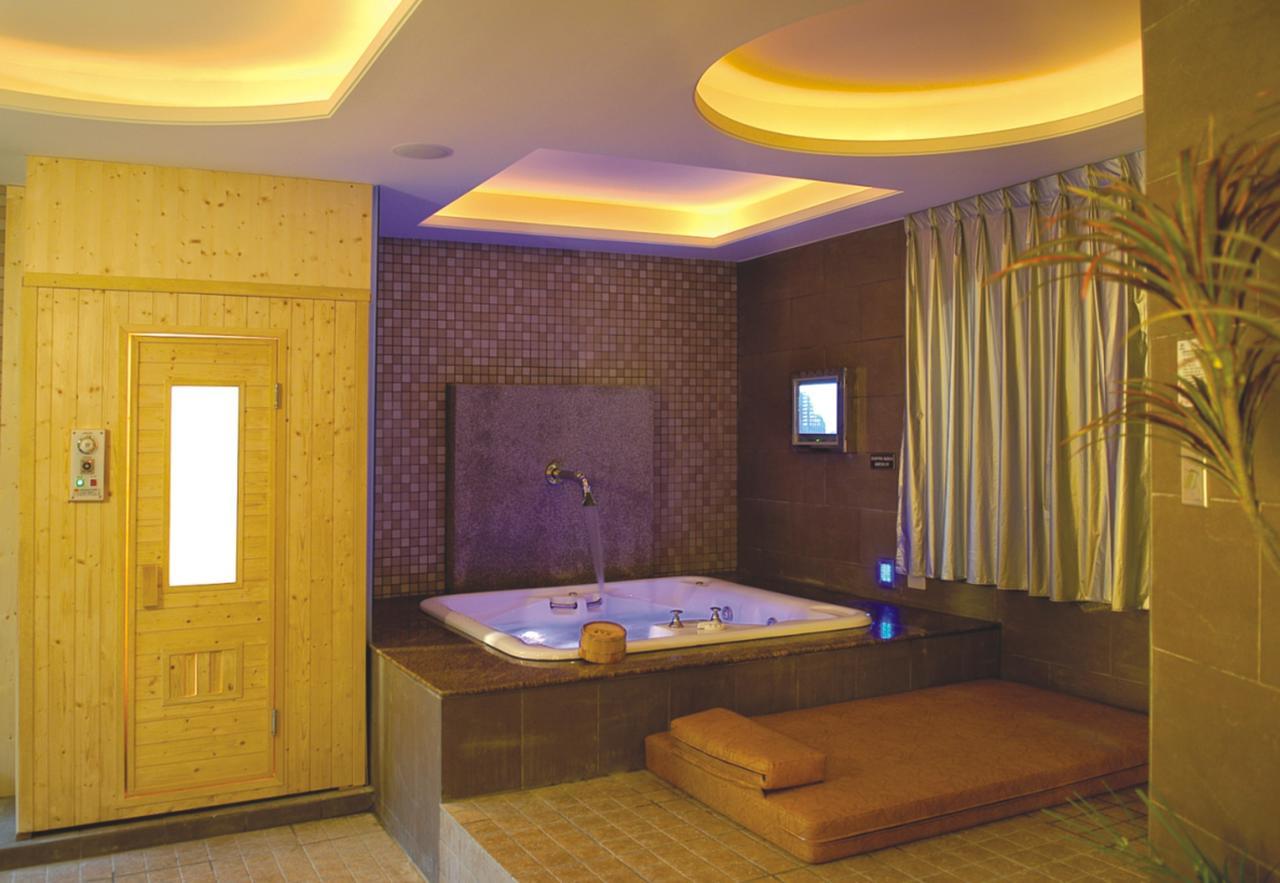 Sunflower Motel Hsinchu City Exterior photo