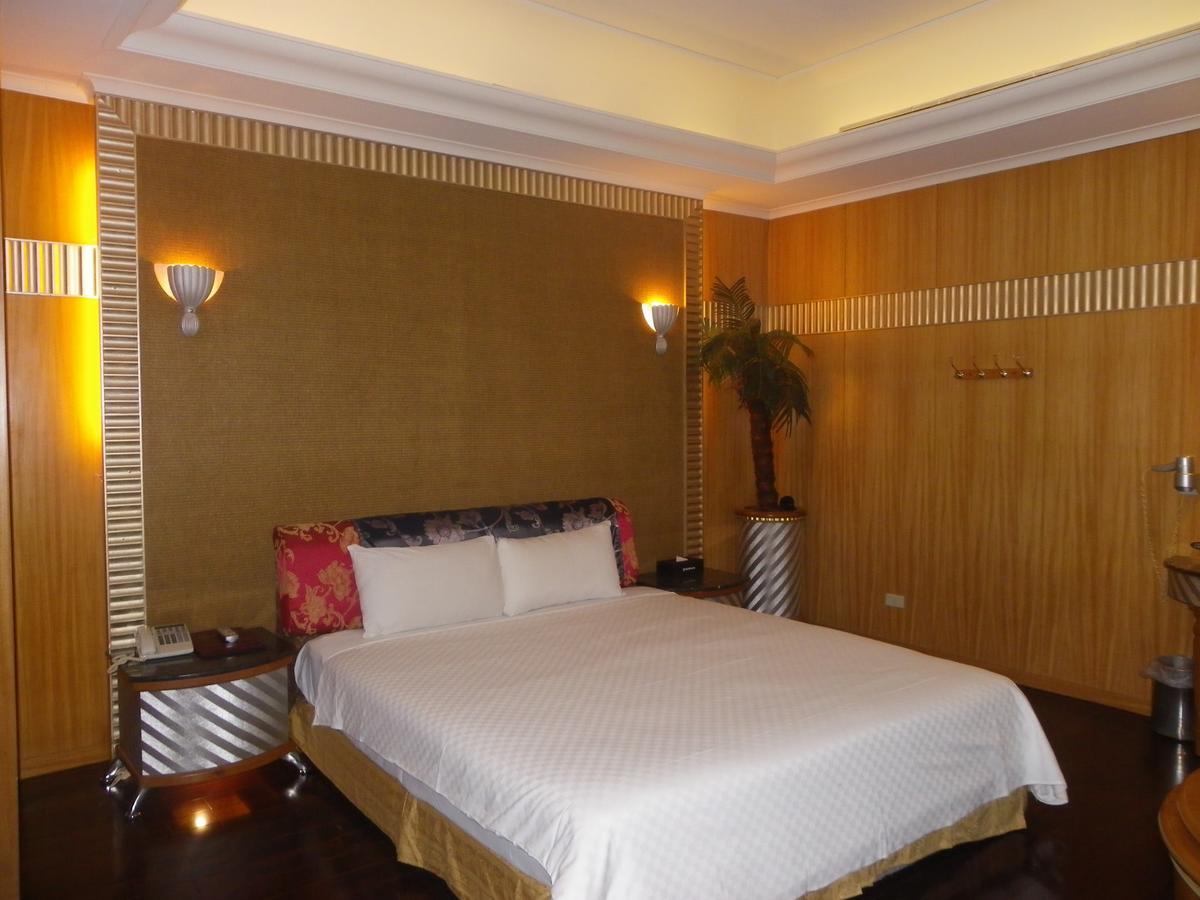 Sunflower Motel Hsinchu City Exterior photo